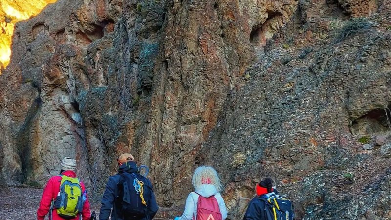 #chubutargentina+#trekkingargentina+Con+@senderosdelsur9+fuimos+al+cerro+Lingote+o+Los+Lingotes+en+Dique+Florentino+Ameghino,+a+120+kilómetros+de+Trelew.+Un+sendero+increíble+entre+cañadones+y+un+cerro+con+pi (2)